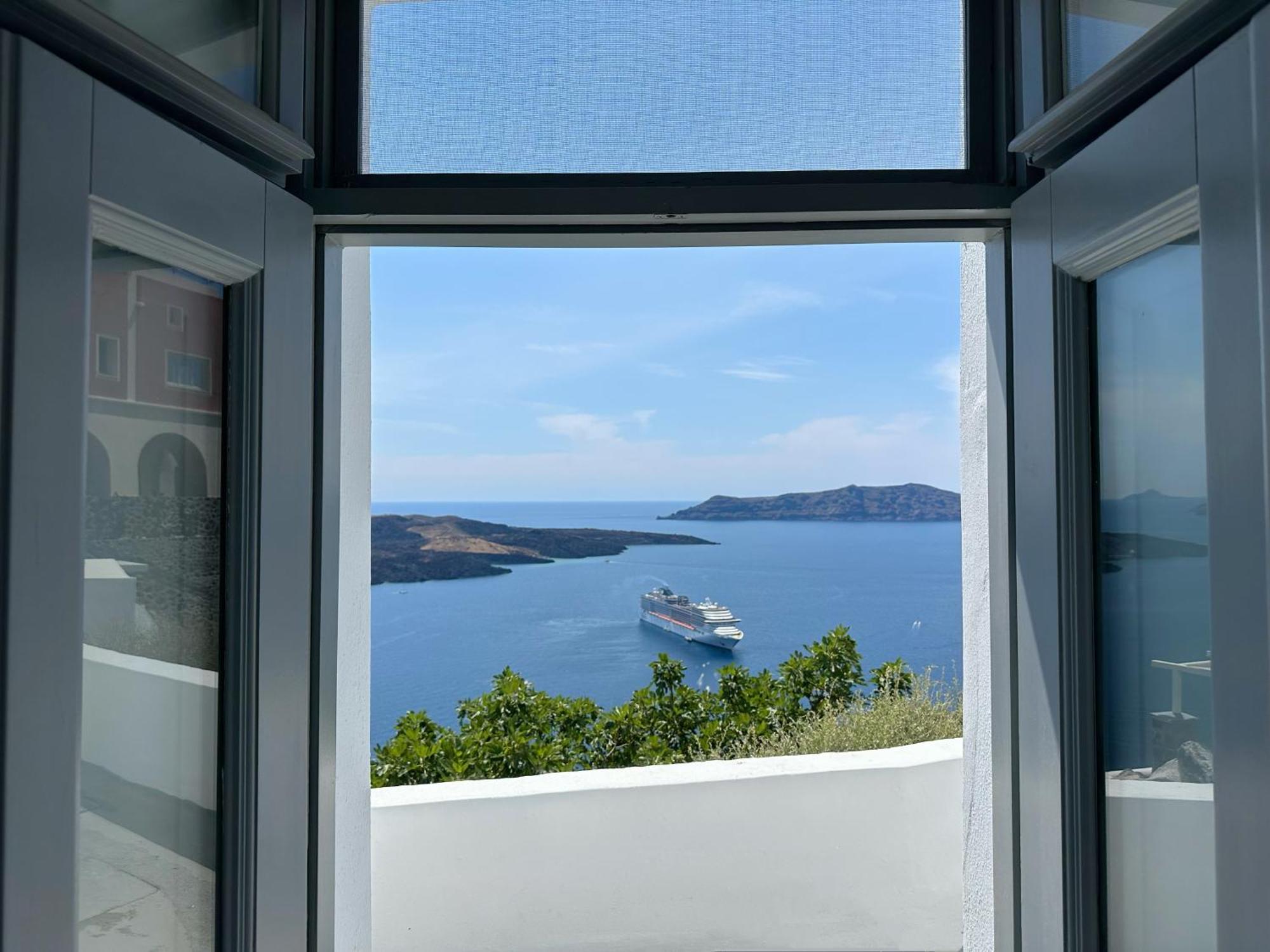 Dagaz Suites Fira  Zewnętrze zdjęcie