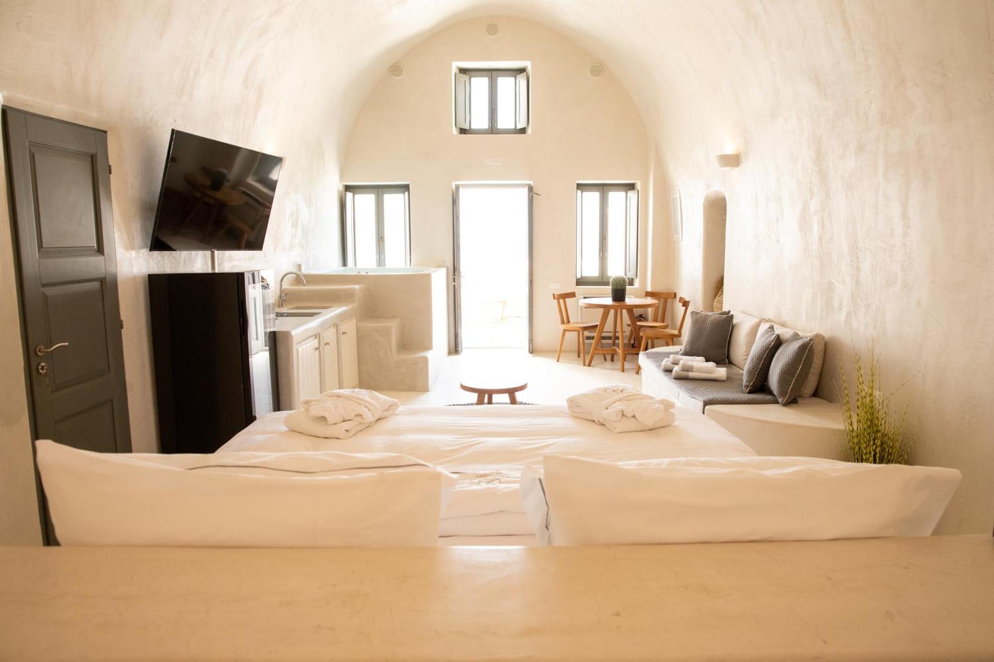 Dagaz Suites Fira  Zewnętrze zdjęcie